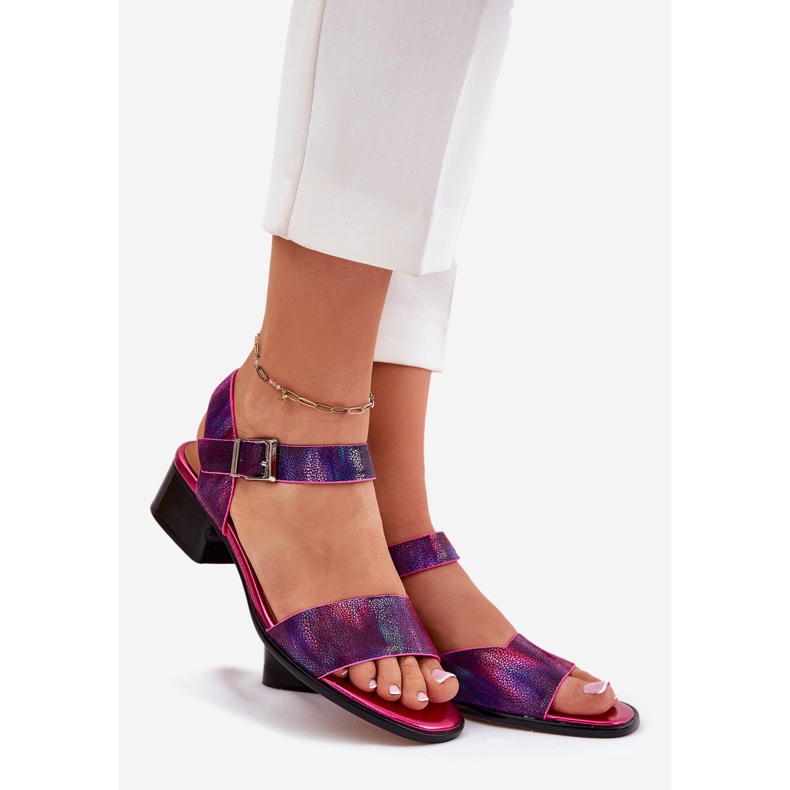 Maciejka N6802-15 nahkajalkapallo-sandaalit vaaleanpunainen 1