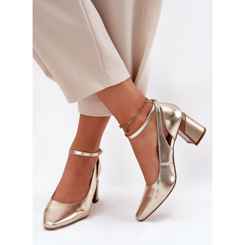 Nahkapumput Maciejka K6816-25 PLN kultainen 2