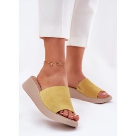 Naisten mokkanahka -flops Panto Fino RR267038 -kiilassa keltainen 2
