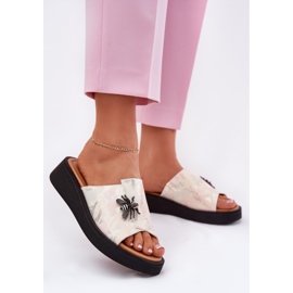 Naisten nahkatohvelit Vinceza 66752 beige -rintakorulla 2