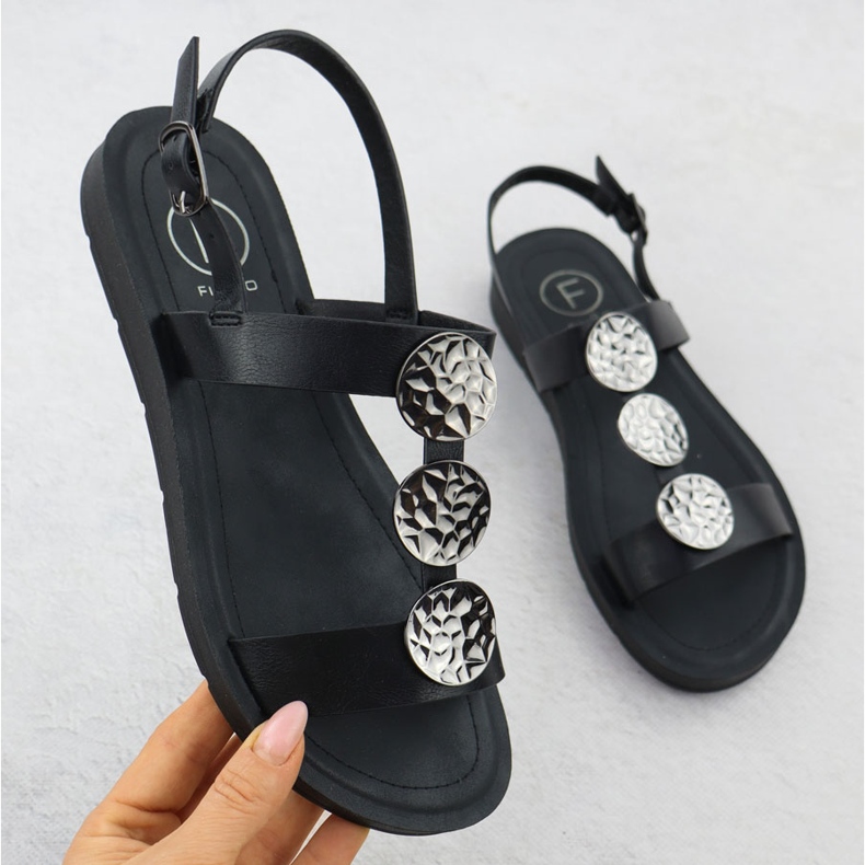 Litteät naisten sandaalit, joissa on sisustus musta Filippo DS6885 1