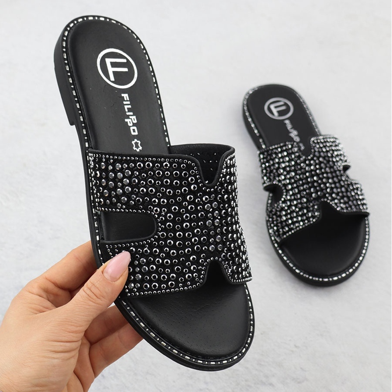 Naisten flip flops strassilla Black Filippo DK6973 musta 1