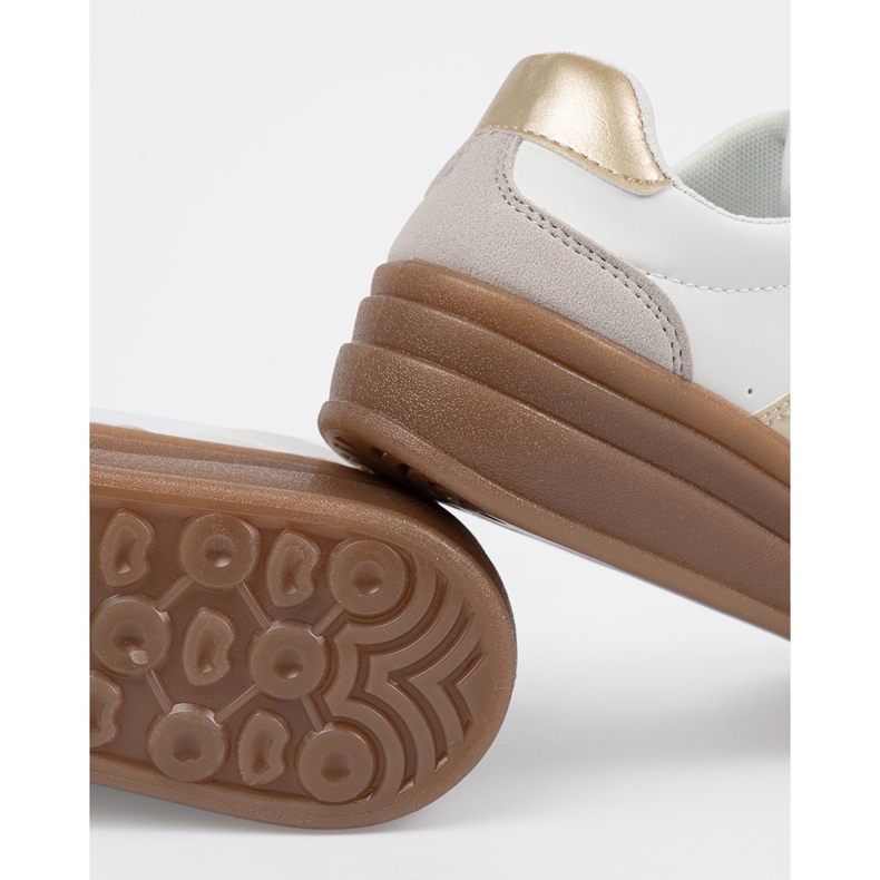 Shelvt Naisten urheilukengät paksumpi pohja valkoinen 2