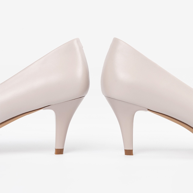 Vaaleanharmaa pumput sergio leone beige 2