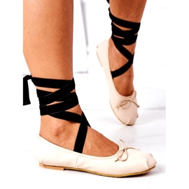 Sidottu naisten balleriinit alaston keulalla beige 3