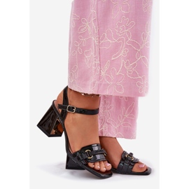 EVento Nahka lakattu naisten sandaalit pylväällä mustalla 1