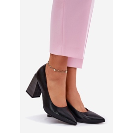 EVento Nahkapumput korkeakorkoisella mustalla 1