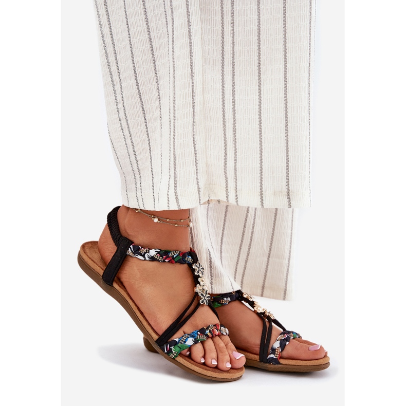 EVento Naisten sandaalit, joissa on nastat ja punotut raidat mustat 1