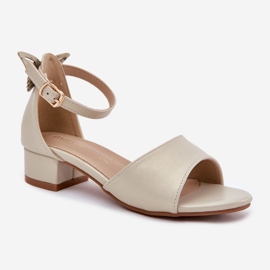 EVento Kiiltävä kultainen kultasandaalit 2