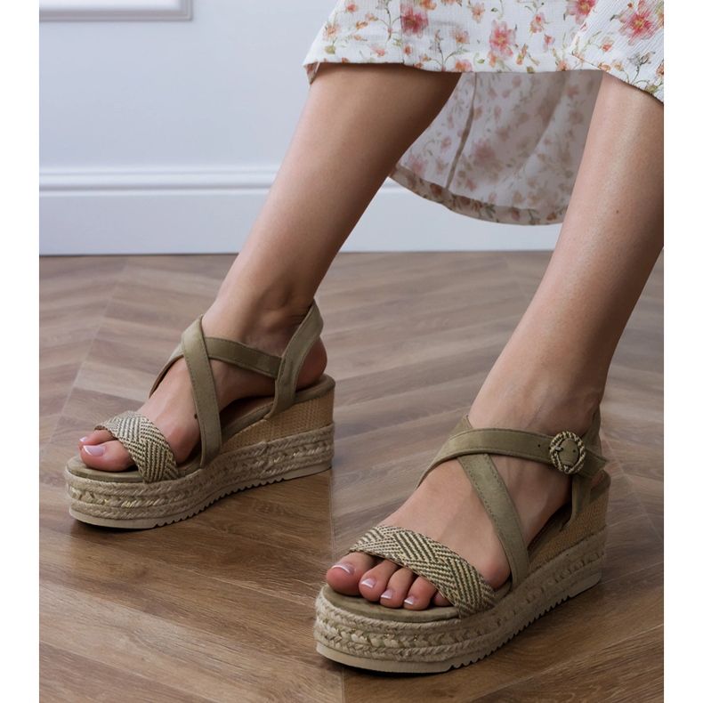 Vihreät espadrilles kiilalla 1