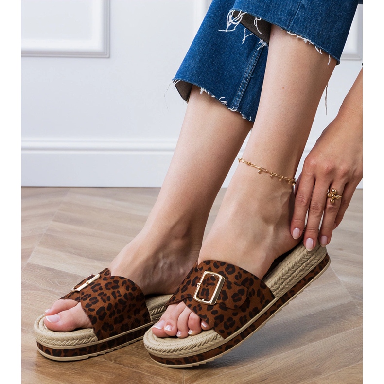 Panther Flip flops lavalla solki baarissa ruskea 1