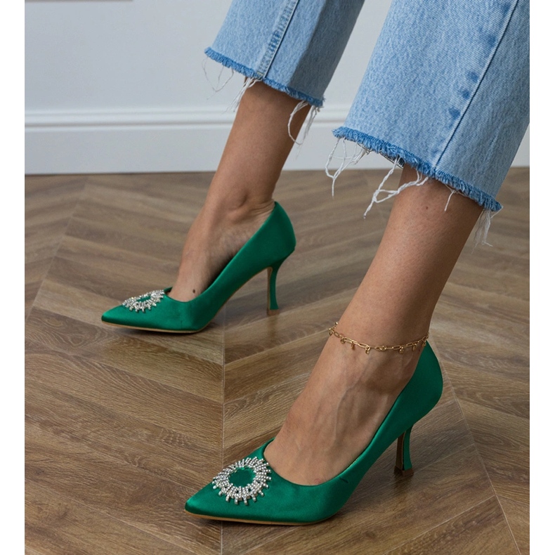Vihreät satiinipumput zirkonilla 1