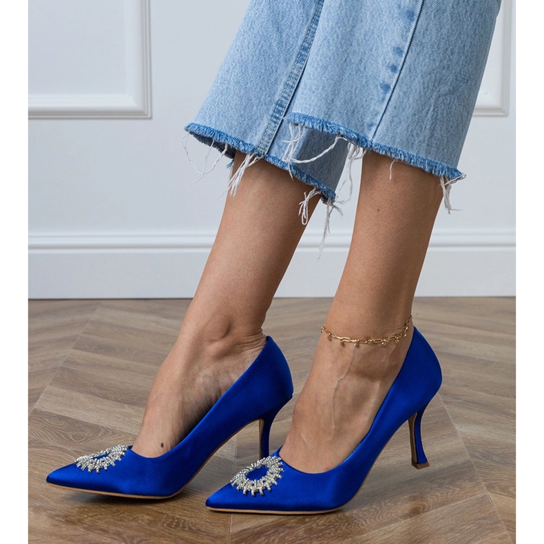 Siniset satiinipumput zirkonilla sininen 2