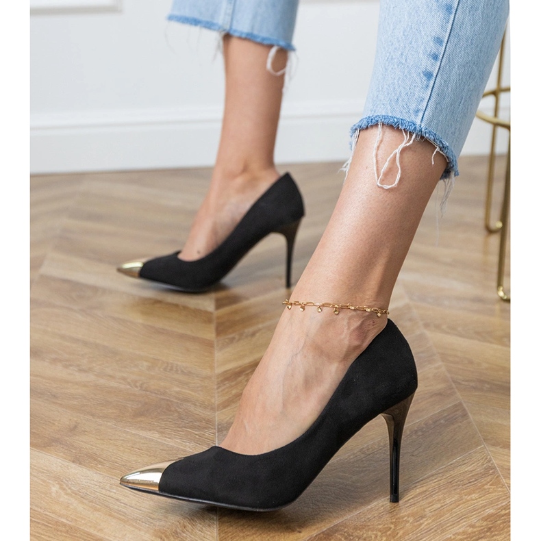 Musta ekosamipumput metallisella varpalla 2