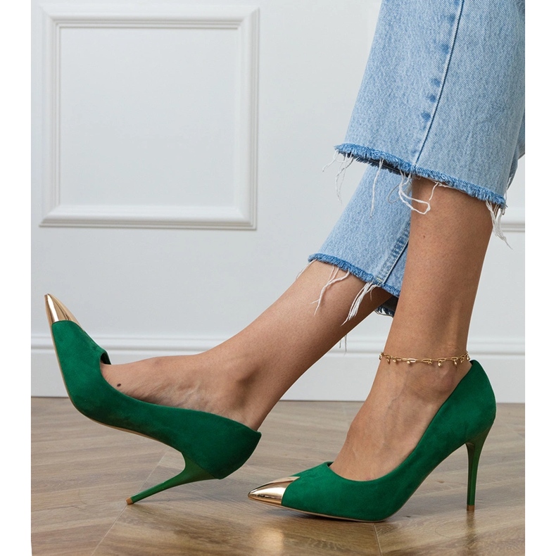 Vihreät ekosamipumput metallisella varpalla 2