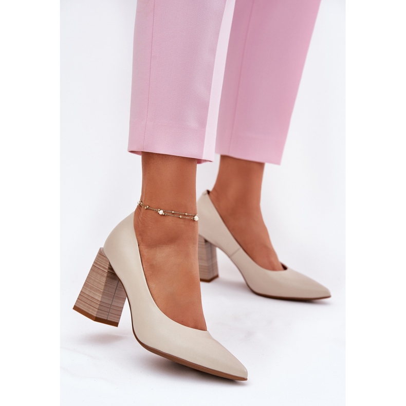 EVento Nahkapumput post beige 2