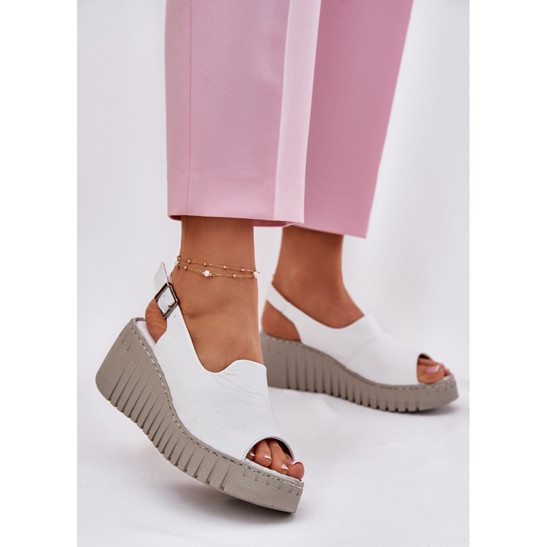 ARTIKER Naisten sandaalit, jotka on valmistettu luonnollisesta nahasta kiilalle Artker 54c0786 valkoinen 2