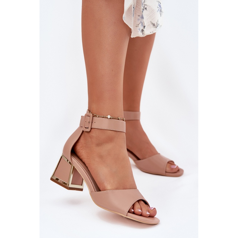 EVento Naisten sandaalit alaston postitse beige 2