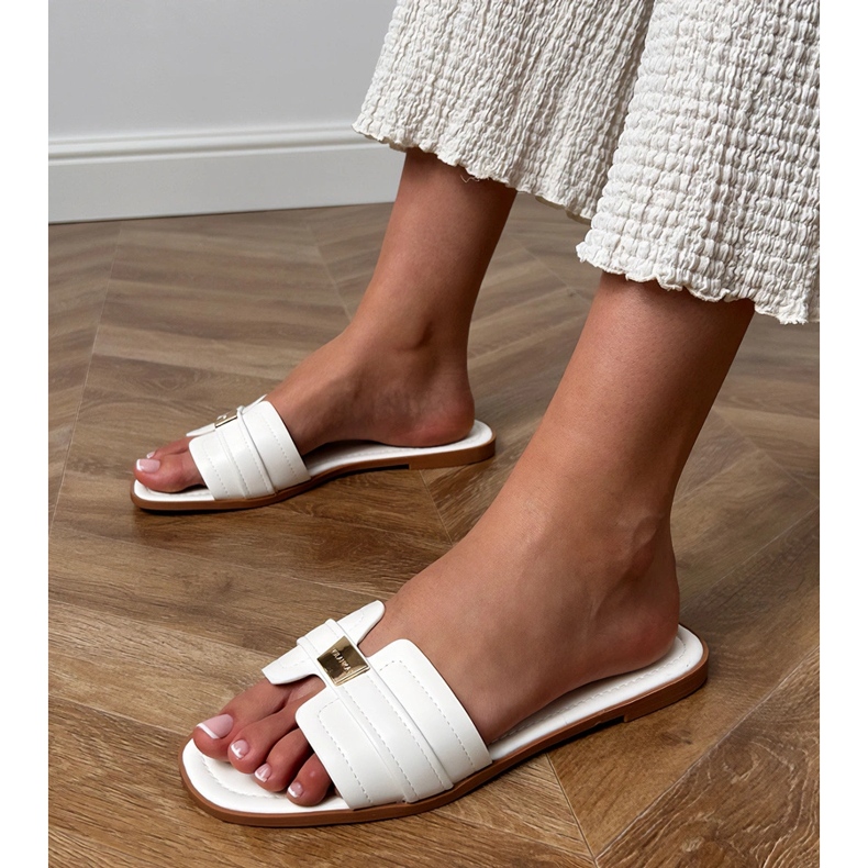 Valkoisten naisten flip flops koristeella vyöllä valkoinen 1