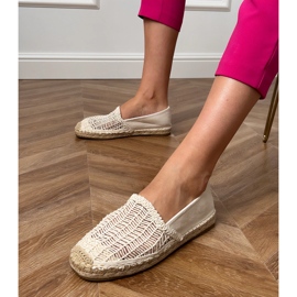 Beige Openwork Espadrilles alustalla 2