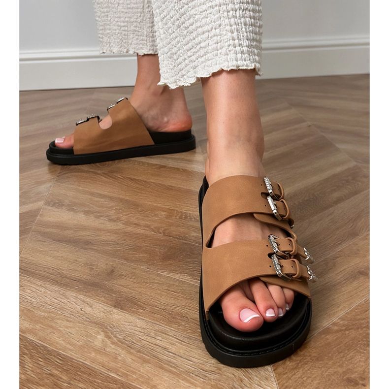 Ruskeat naisten tossut koristeellisilla solkilla beige 1