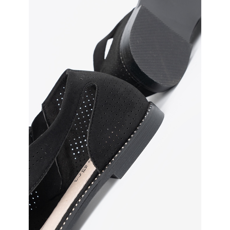Goodin Mustat aukot litteät sandaalit 1