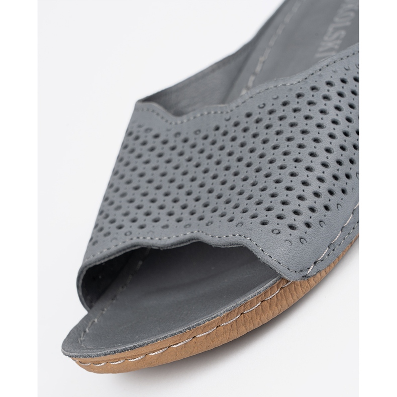 T.Sokolski Nahkaharmaa flip flops 1