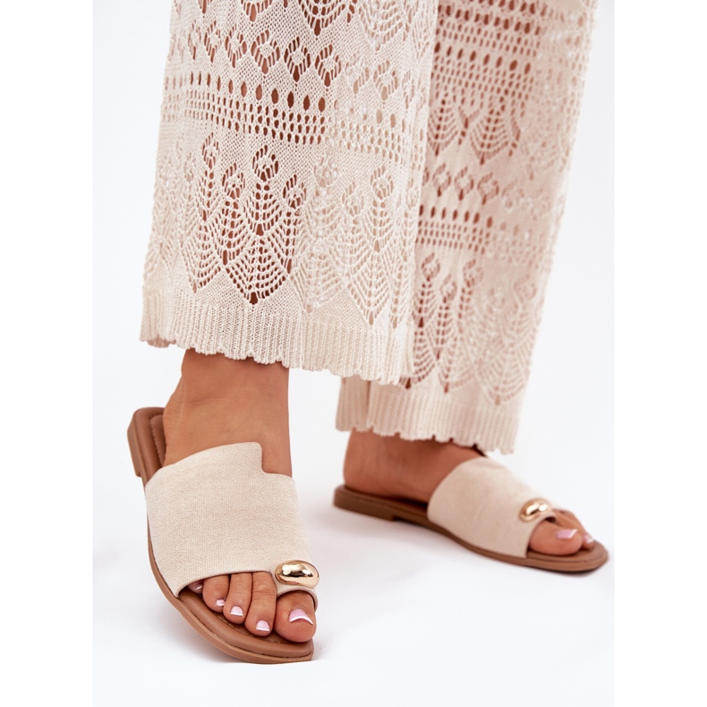 Litteät naisten flopsit kultaisilla yksityiskohdilla beige 2