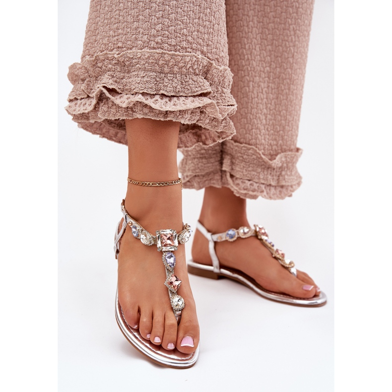 Litteät naisten sandaalit hopeakiteillä 2