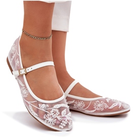 Boto Mesh Ballerinas kirjontalla ja valkoisella sisustuksella valkoinen 9