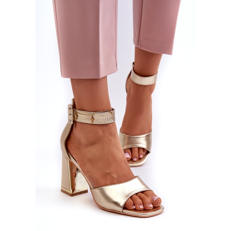 Evento Tyylikkäät naisten kultaiset korkeakorkoiset sandaalit kultainen 1
