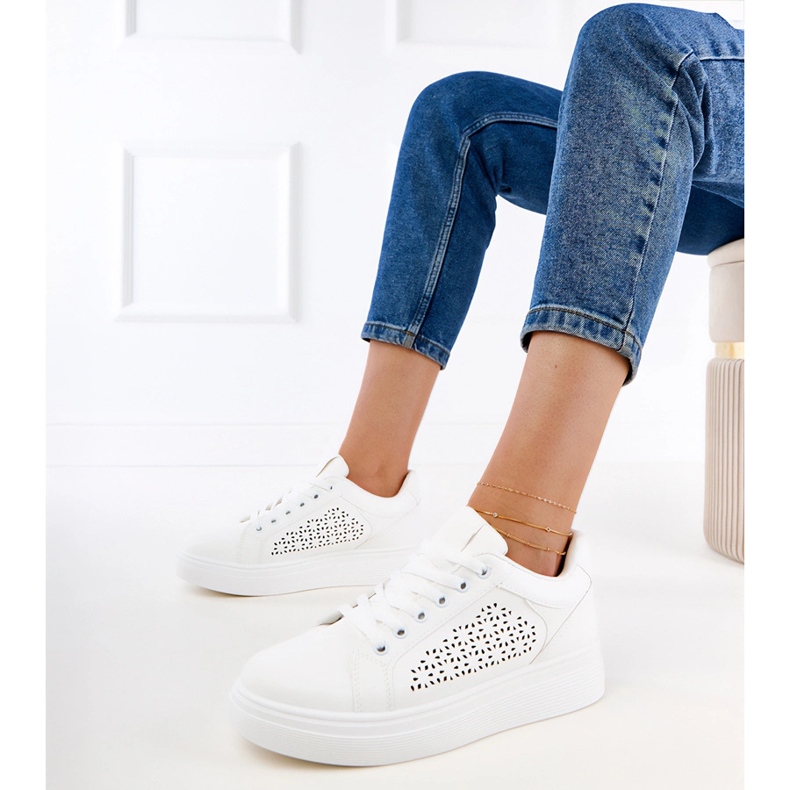 Lavalla valkoiset lenkkarit valkoinen 1