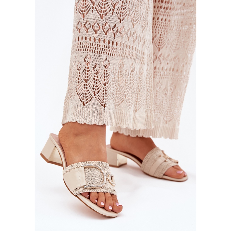 Naisten korkokengät koristeellisella yksityiskohdilla beige 2