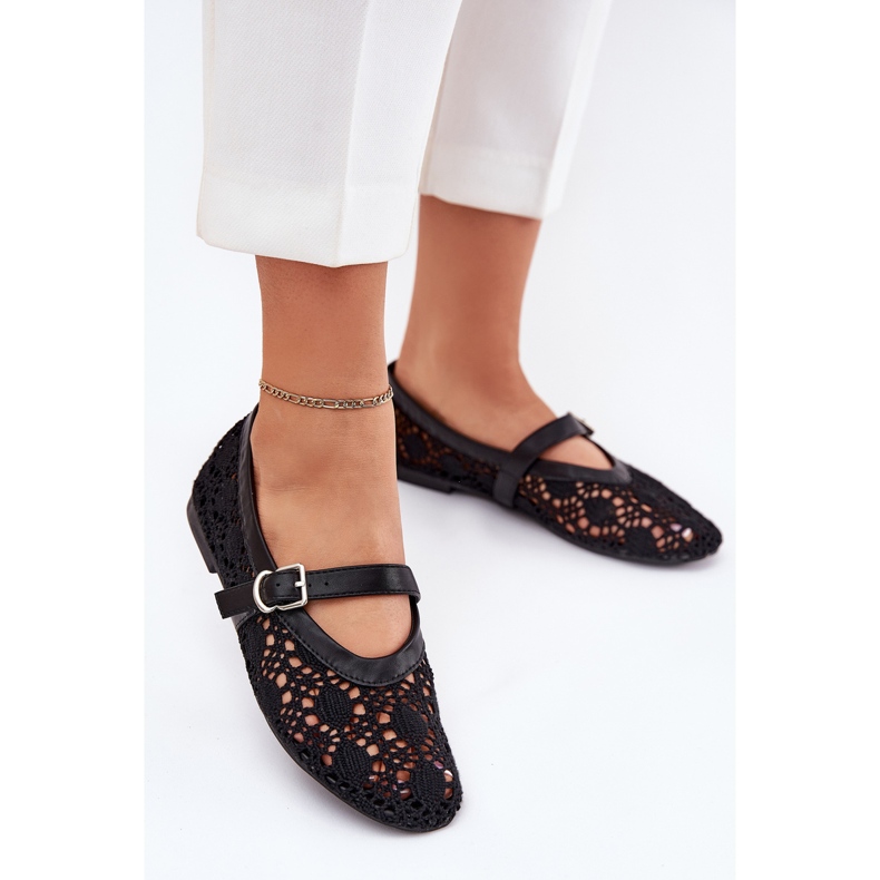 AVOLLISET BALLERINAS mustalla vyöllä 2