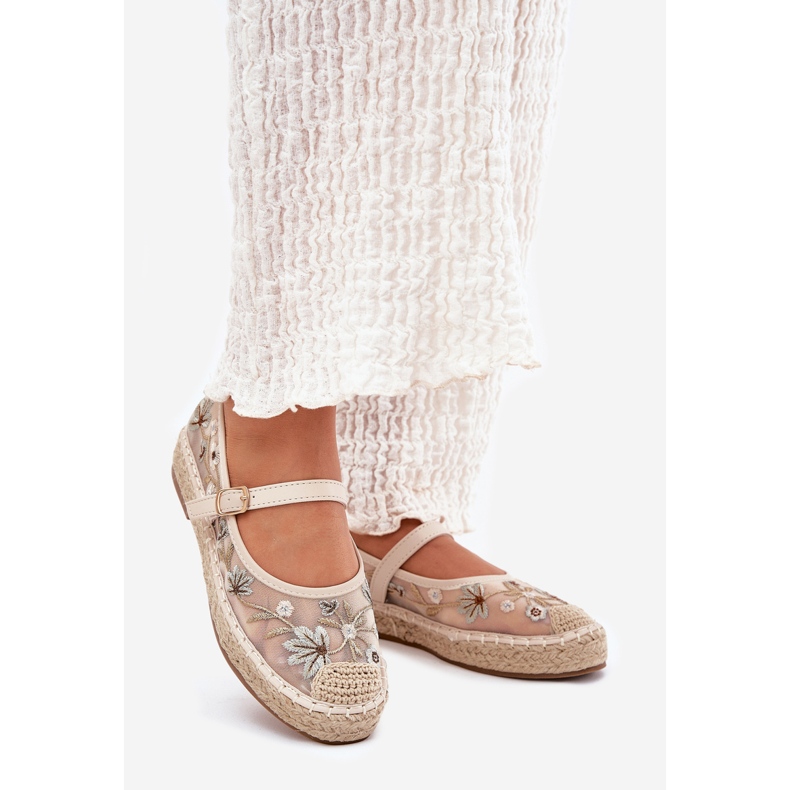 Mesh espadrilles kirjontalla beige -alustalla 1