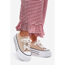 Naisten lenkkarit laiturilla Golden Pins Beige kanssa 1