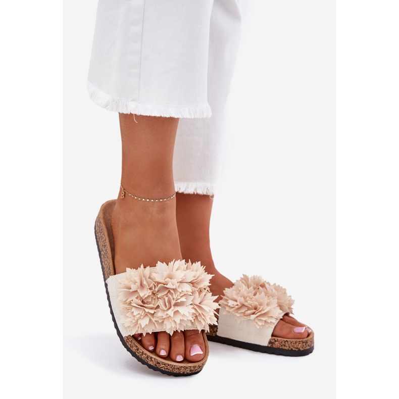 Naisten flip flops korkkipohjassa koristeellisilla kukilla beige 1