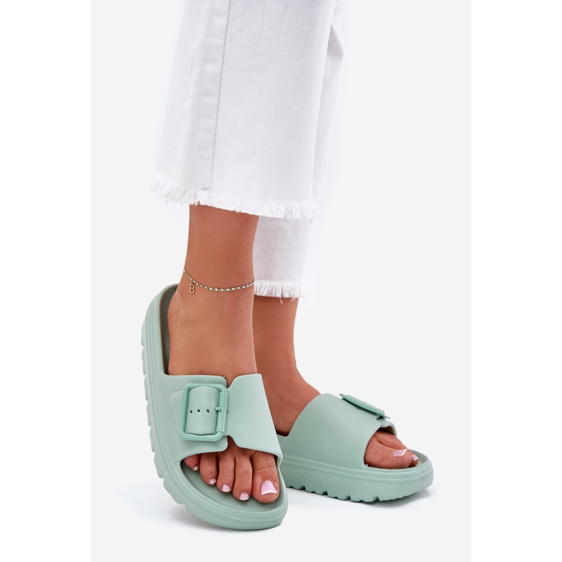 EVento Naisten vaahto kääntölehdet laiturilla vihreällä solkilla 1