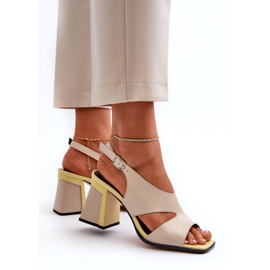 S.Barski Naisten korkeakorkoiset sandaalit beige D&amp;A MR38-153 3