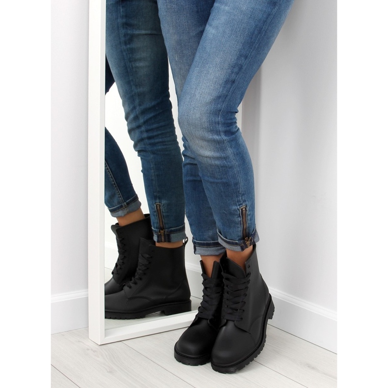 Mustat saappaat nauhoitettu musta D56P musta 2