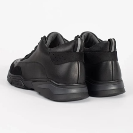 Musta pitsi -miehet 1