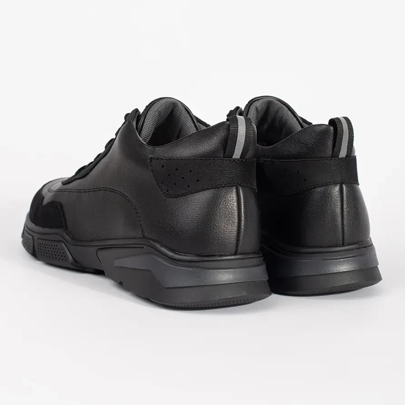 Musta pitsi -miehet 1