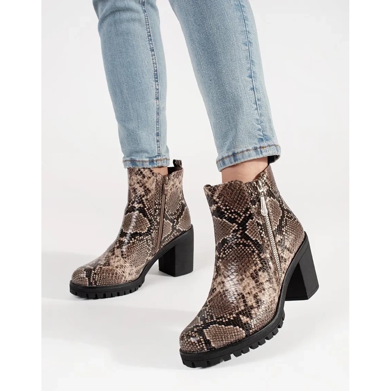 Korkokengät käärmekuviolla ruskea 2