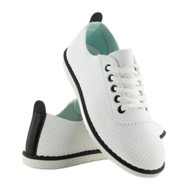 Valkoiset naisten tennarit L-6 Musta valkoinen 1