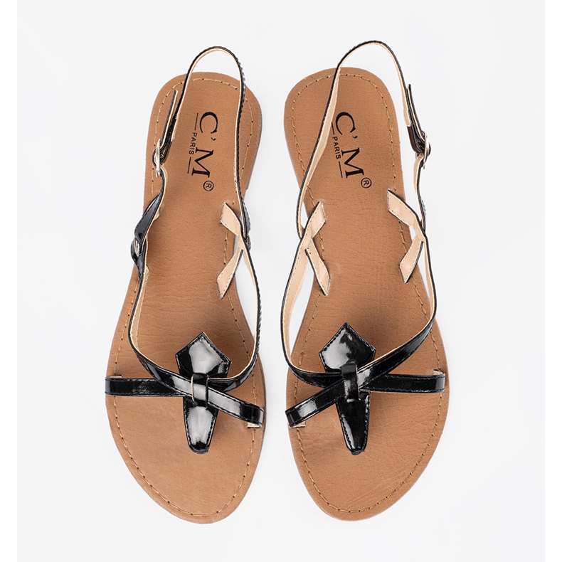 Mustat litteät sandaalit 1