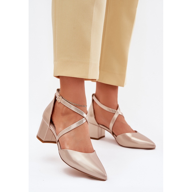 Pumput ekologisessa nahkapäässä Sergio Leone Sk830 Pln kultainen 2