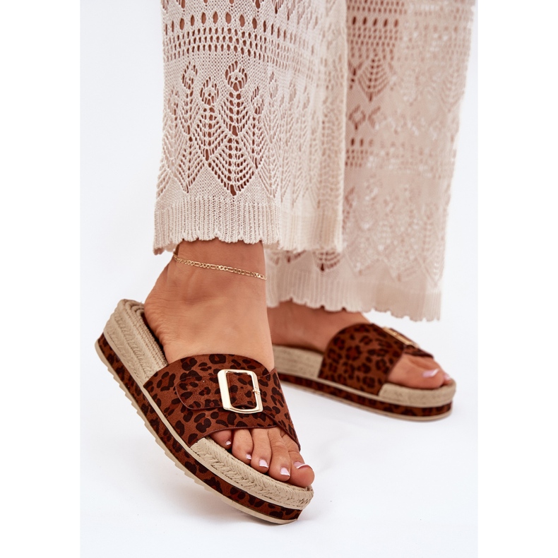 Naisten flip flops lavalla kultaisella solki -leopardi -solkilla ruskea 2