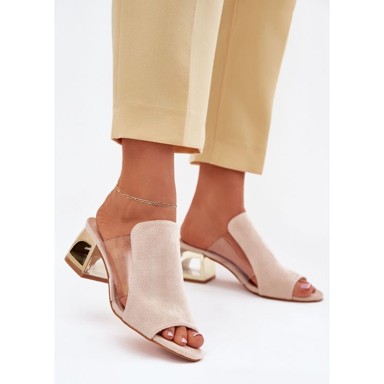 Naisten flip flops kultaisella pylväällä beige 2