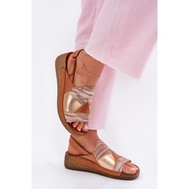 Naisten nahkaiset sandaalit kiilalla Maciejka Braid L7067-29 Brown ruskea 6