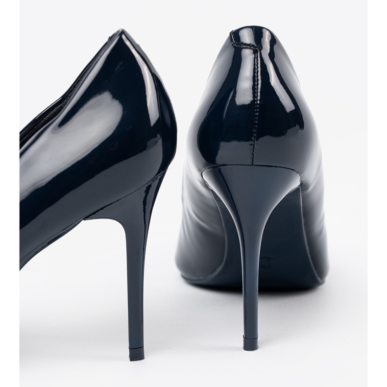 Merivoimien siniset poimivat pumput korkopäällä sininen 2